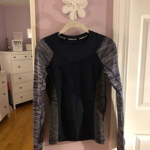 Abercrombie and fitch workout shirt